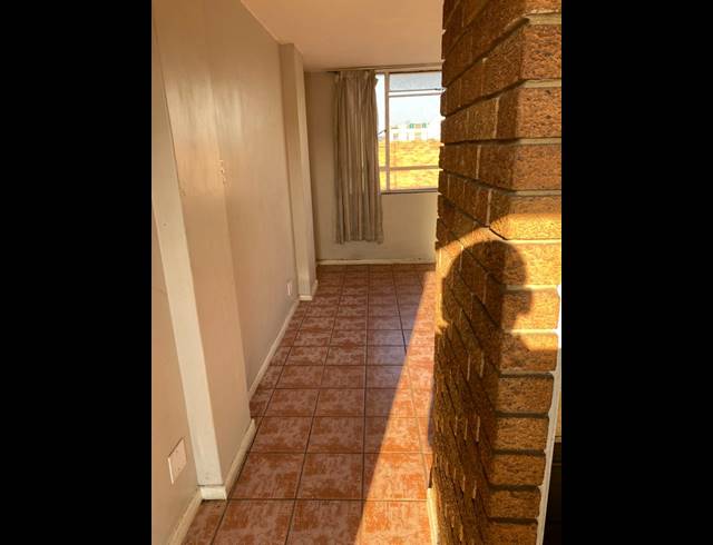 1 BEDROOM APARTMENT FOR SALE IN SUNNYSIDE